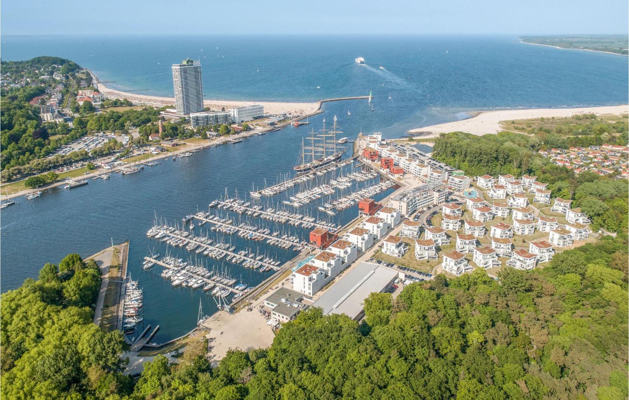 Lovely Apartment In Luebeck Travemuende With Sauna Exterior photo